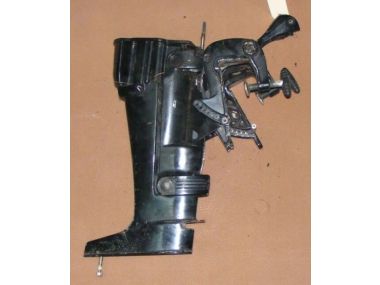 Mercury / Mariner 9.8 / 110 / 10 PK Aandrijfas Exhaust Housing Driveshaft 8451A1