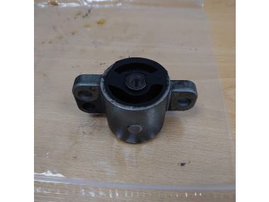 Suzuki/Johnson 9.9-15HP 4 Stroke Upper Mount (54130-93E10)