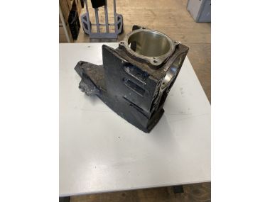 OMC / VOLVO PENTA PENTA SX-S 3868077 Upper GEAR housing 3855775/3857007