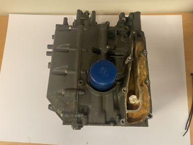 USED: Honda 40/50 pk 4T cylinderblock complete 12000-ZV5-010ZA + cranckshaft 13311-ZV5-000