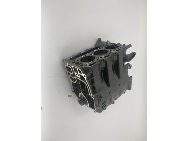 Used: Honda 25/30 pk 4-takt 100% Cilinderblock 12000-ZV7-000ZA + cranckshaft 13310-ZV7-000 and pistons 13101-ZV7-000