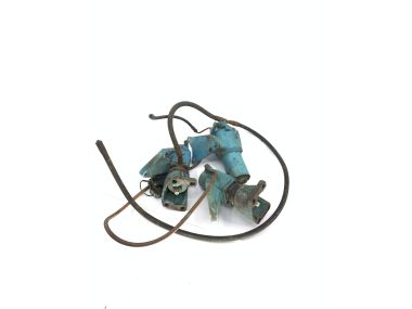 USED: OMC 910154/982331 Trim cilinder engine mount + pump 980940