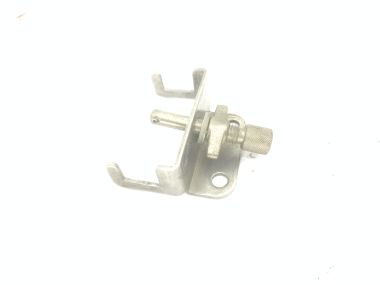 USED: Yamaha Steering bracket SS A50 / YMM-21220-00