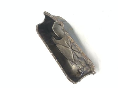 USED: 87758A1 Port Mounted oil pan 87758A1
