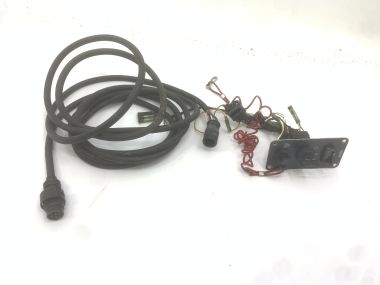USED: Yamaha Startpanel 704 + wiring harness 	